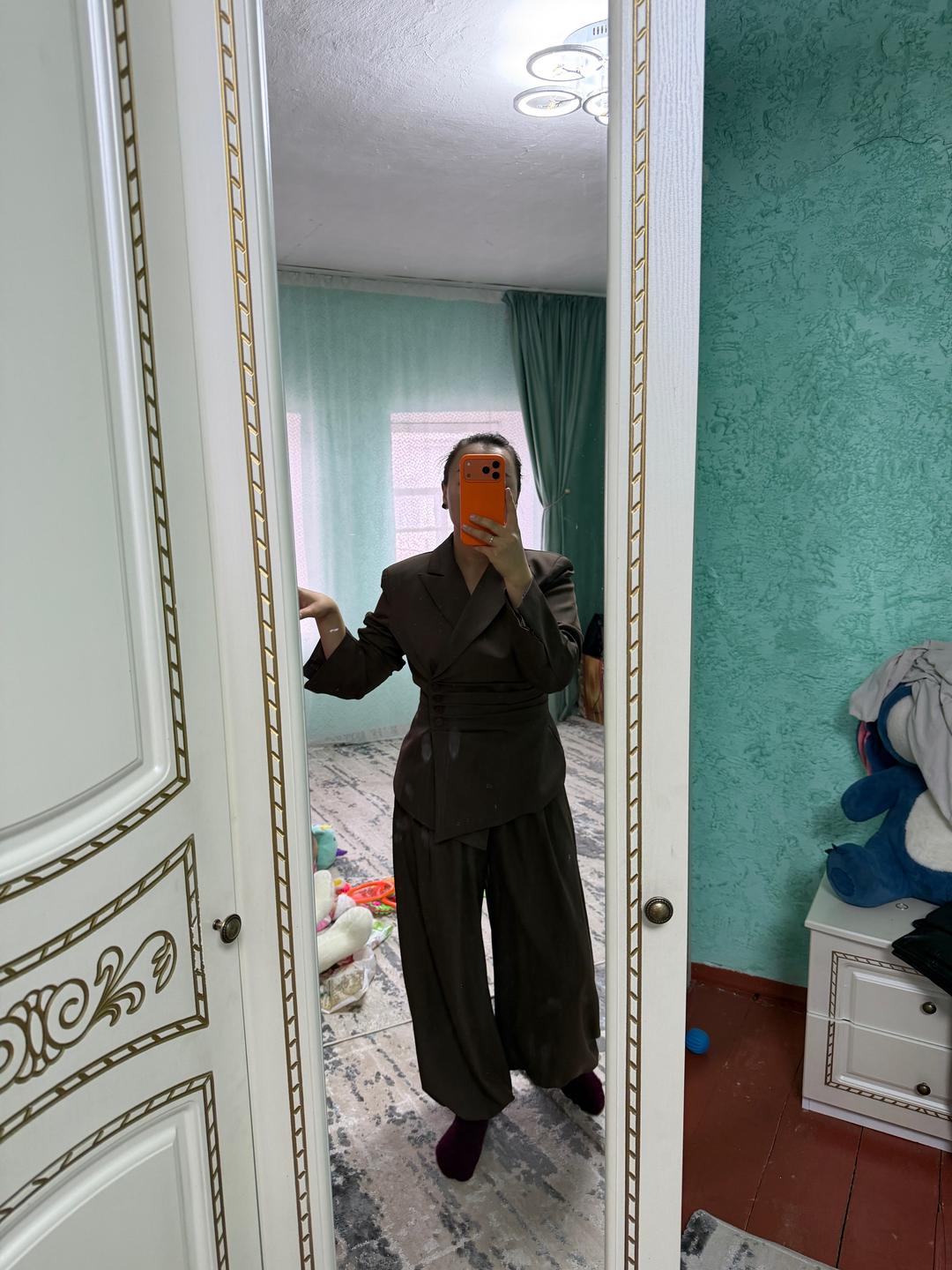 Нет бренда Женский костюм с пиджаком и брюками — фото 2