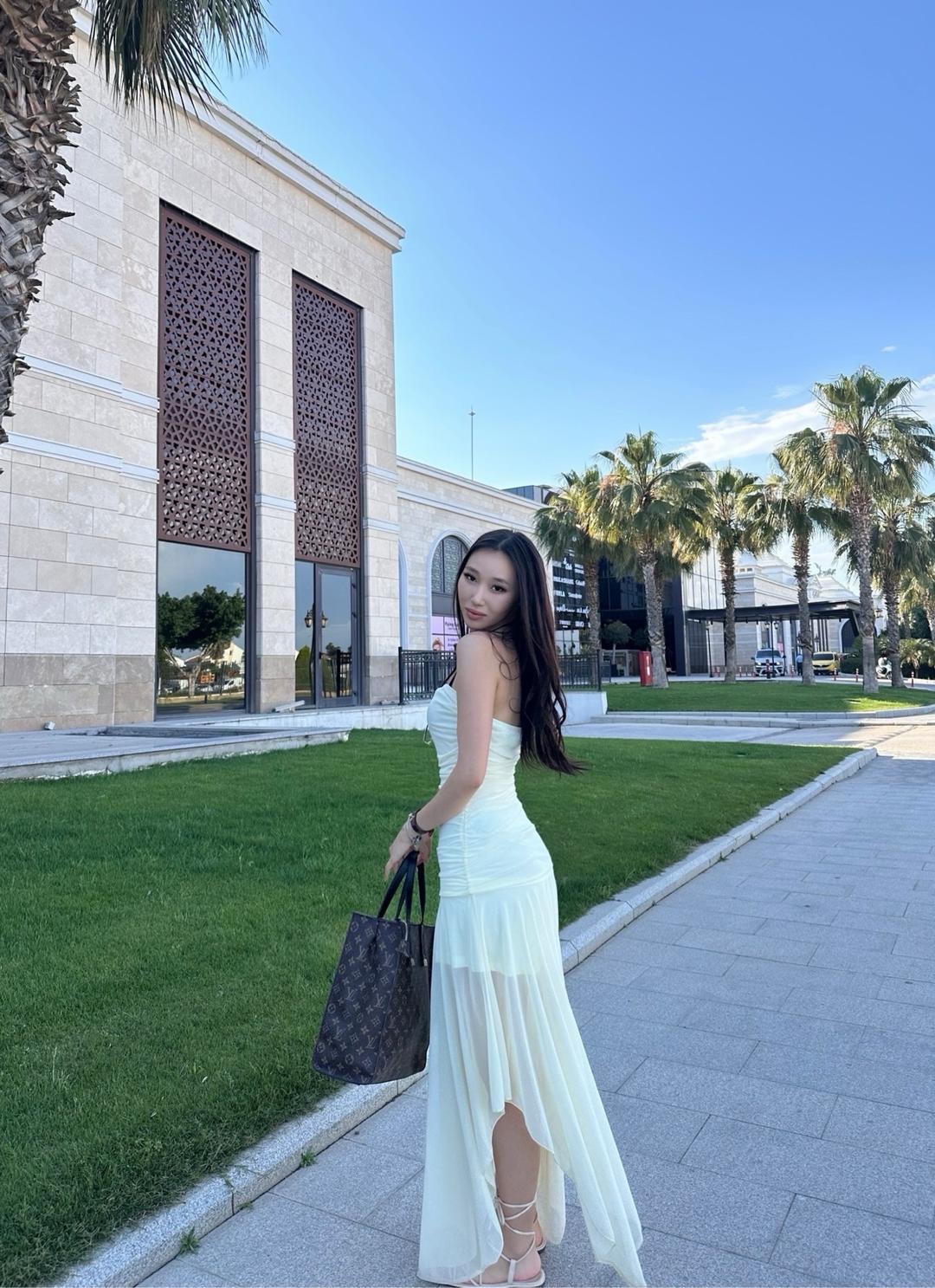 FashionLab Платье нежно желтого цвета — фото 2