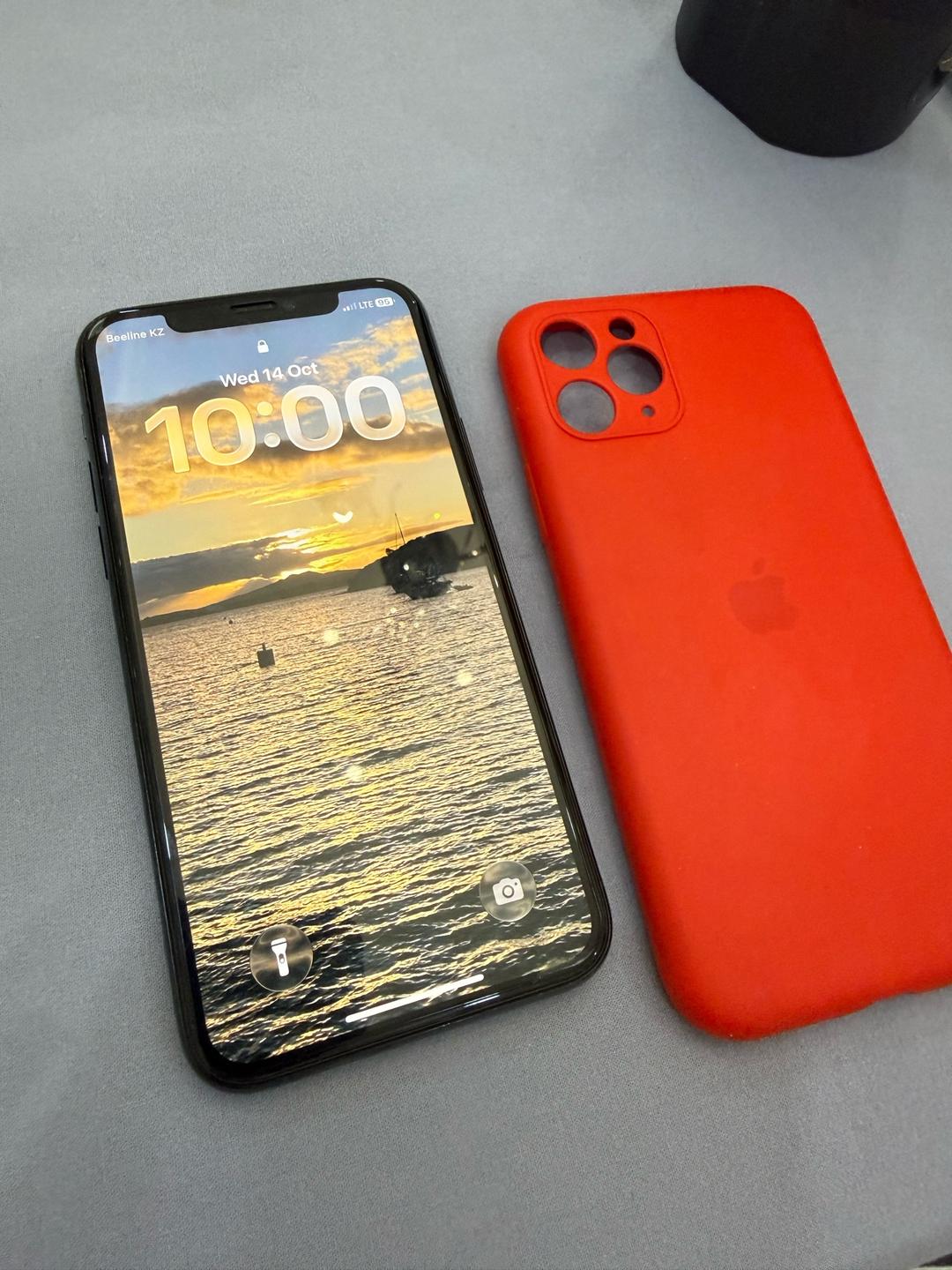 Apple iPhone 11 Pro — фото 2
