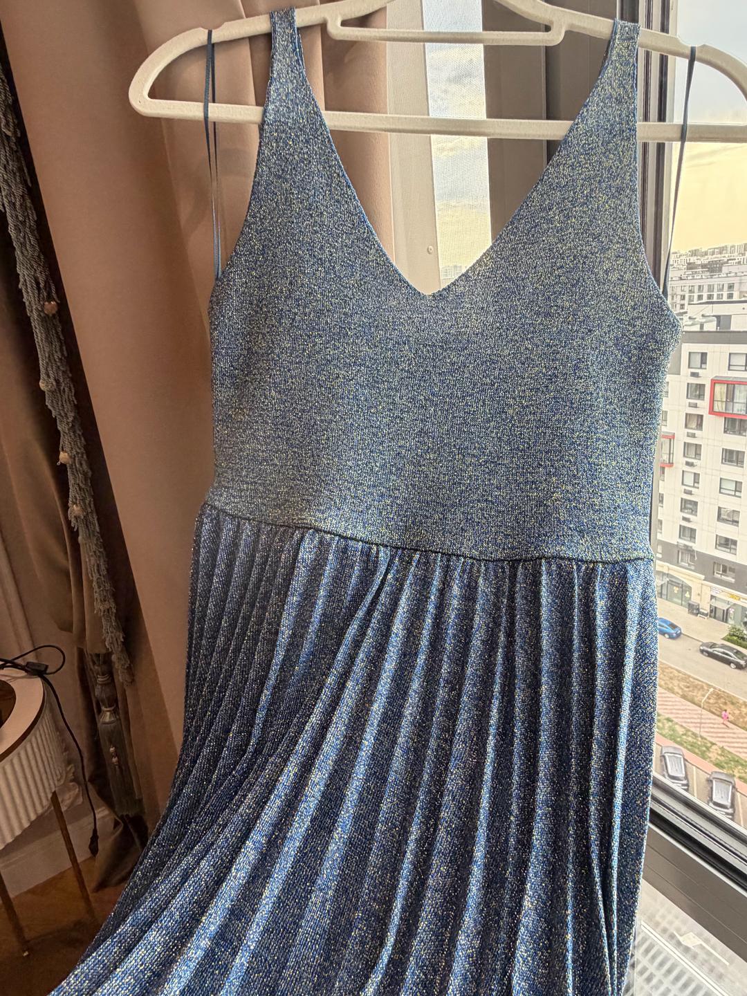 Zara Блестящее плиссированное платье миди — фото 2