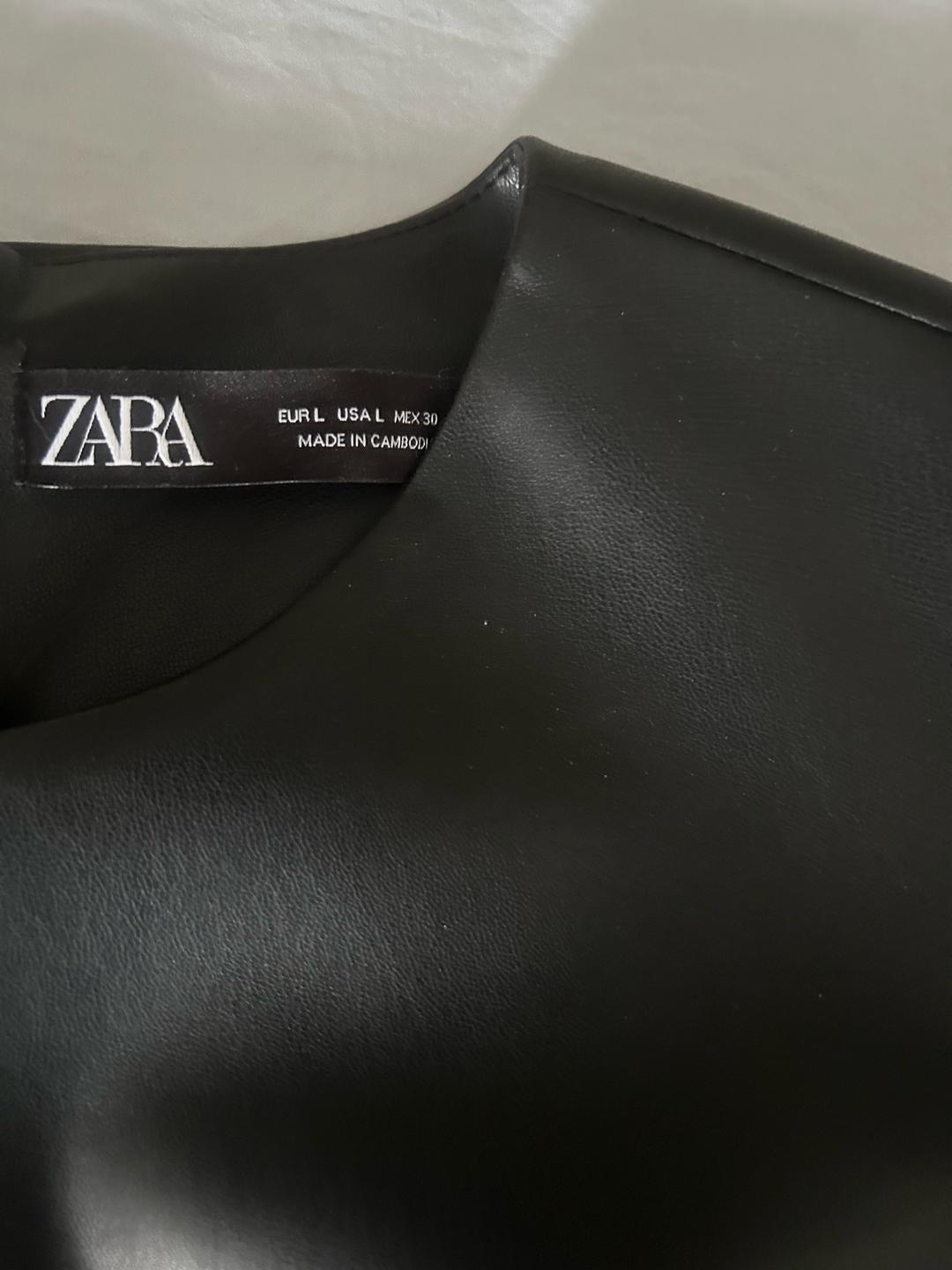 Zara Платье черное кожа — фото 2