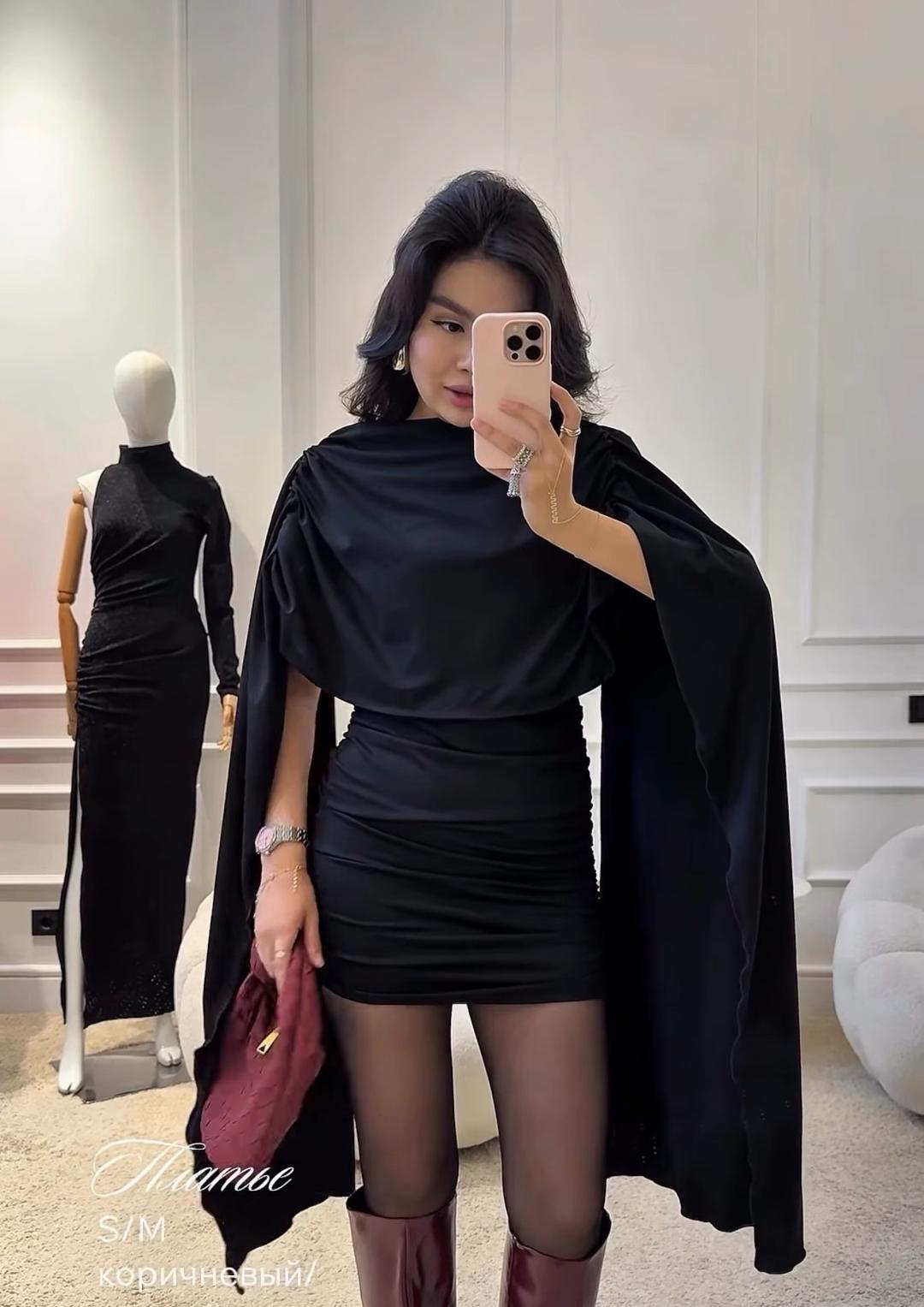 Нет бренда 🖤 Элегантное платье в стиле old money с эффектной драпировкой и струящимся силуэ — фото 2