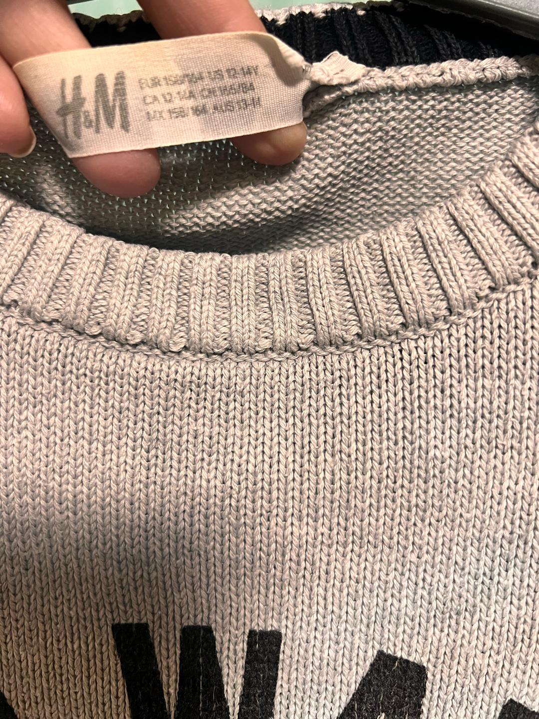 H&M Свитер H&M с новогодним принтом — фото 2