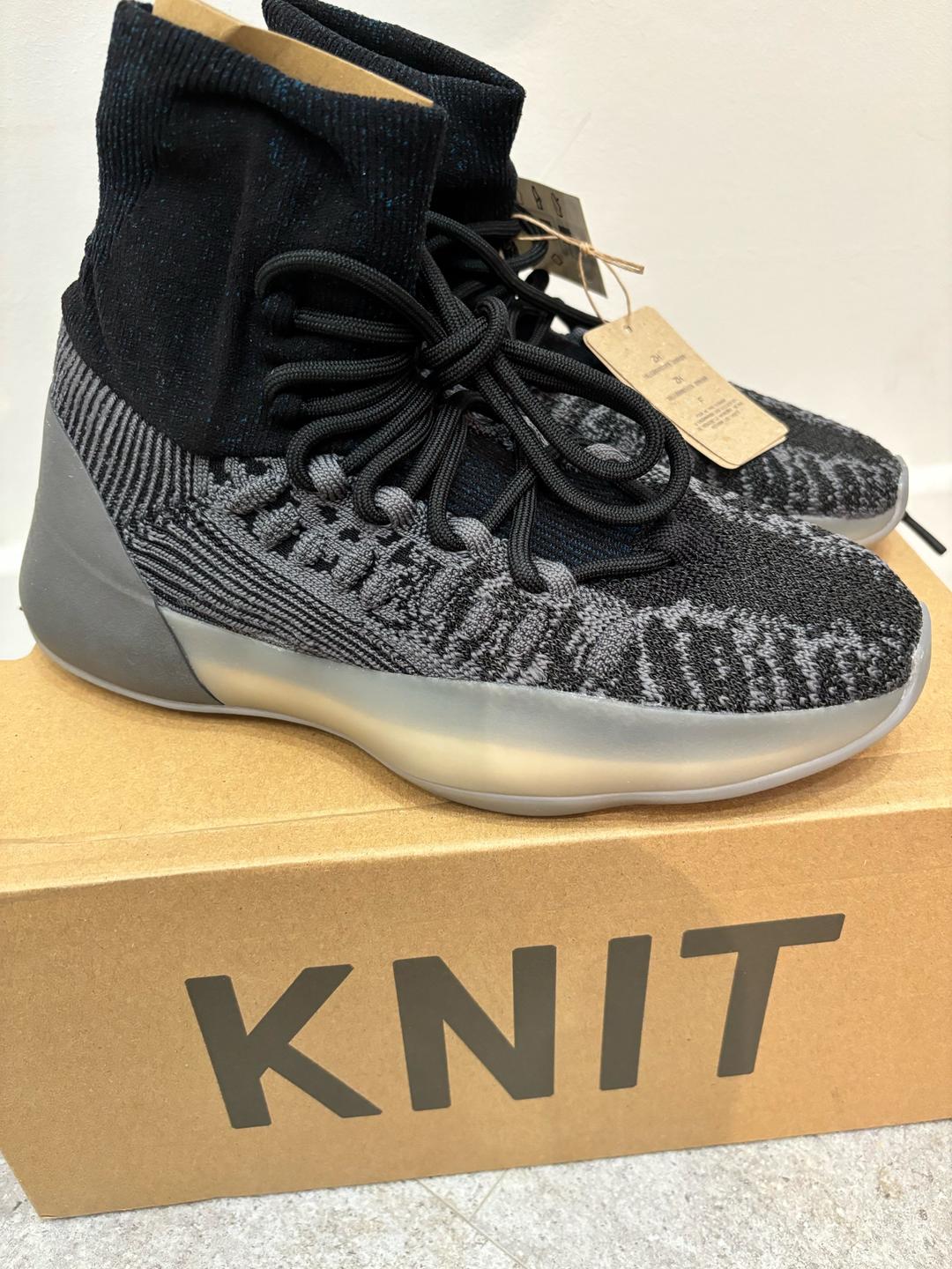 Adidas Продам кроссовки — фото 2