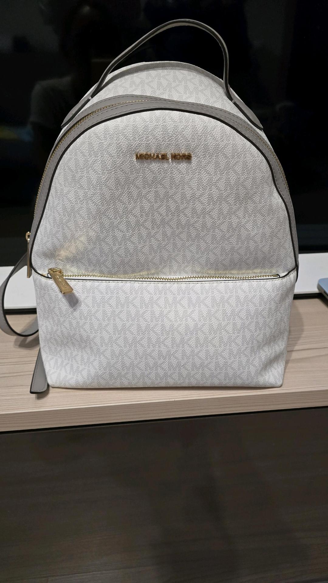 Michael Kors Оригинал, рюкзак Michael Kors Sheila Medium Logo Backpack, отличнейшее состояние — фото 2