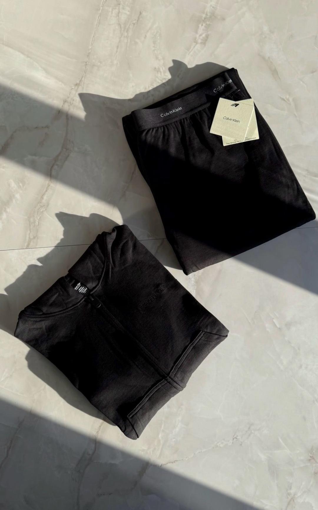 Calvin Klein Продам спортивный костюм — фото 2