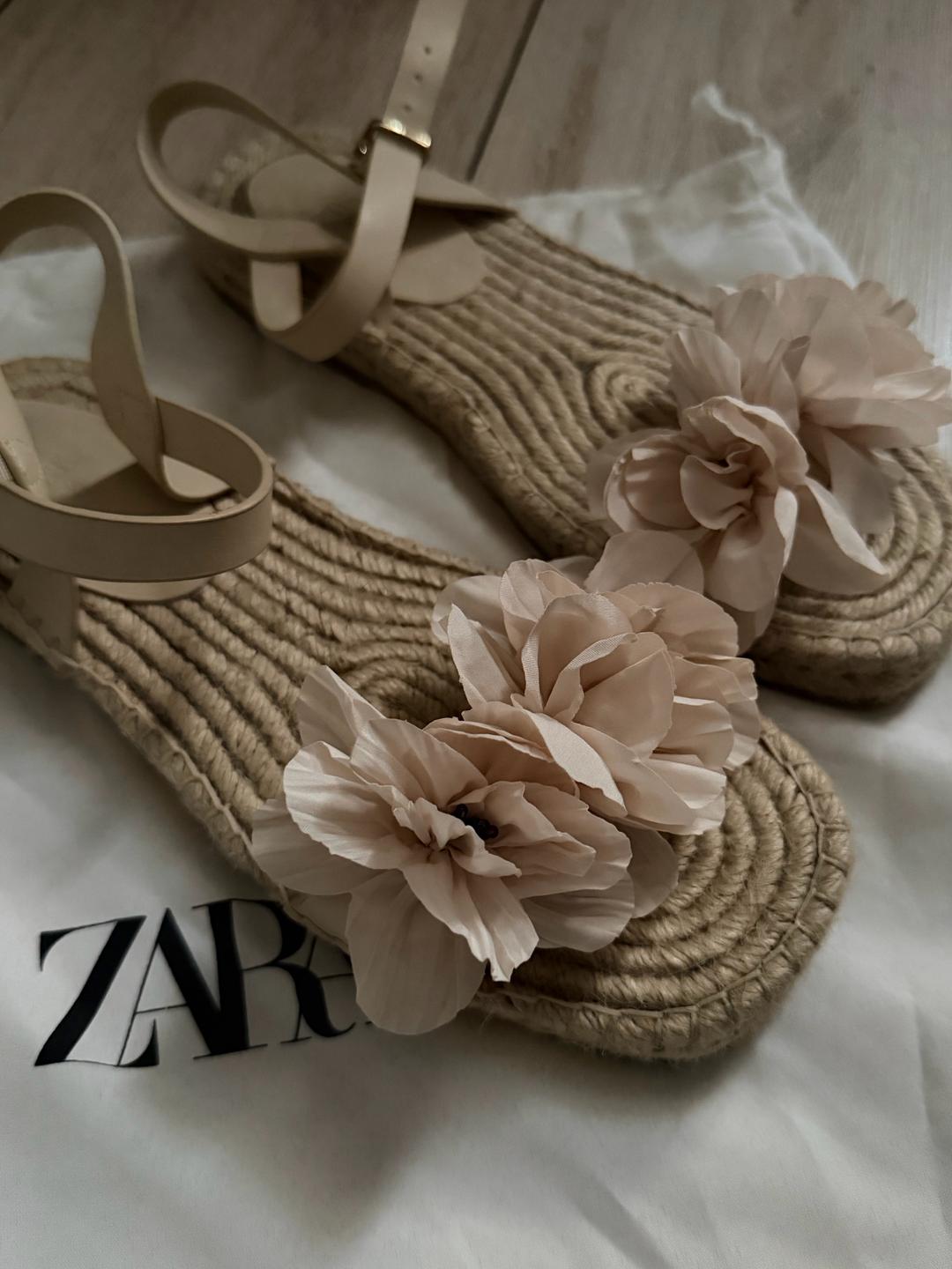 Zara Сандалии Zara с декором в виде цветов — фото 2