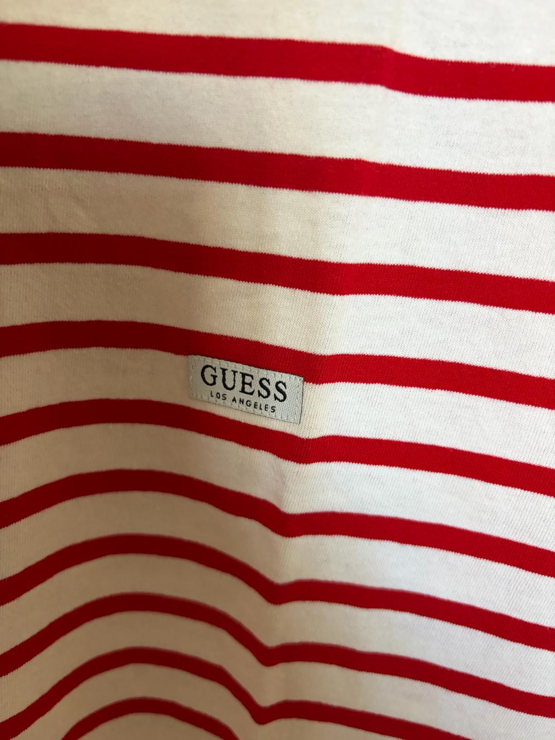 GUESS Женская  футболка Guess оригинал — фото 2
