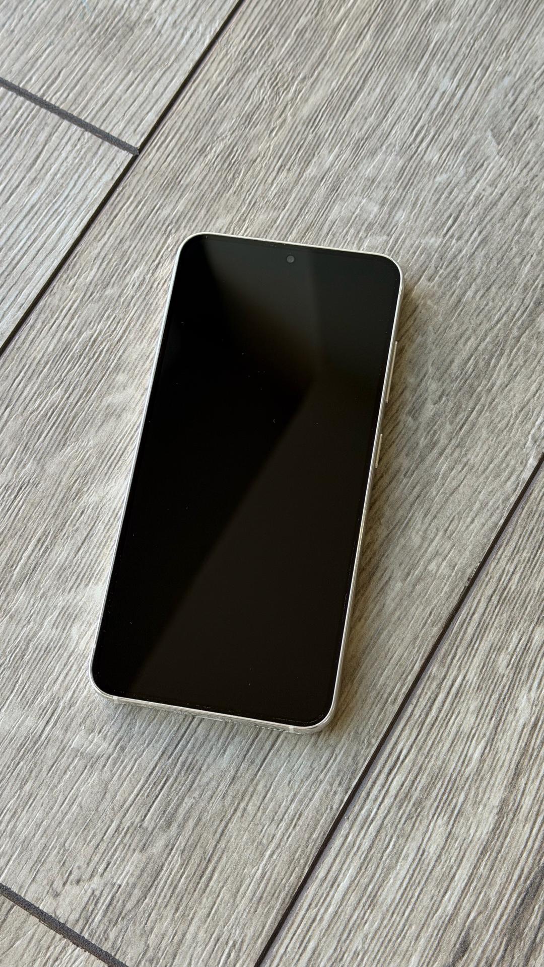Samsung Смартфон Samsung Galaxy S23 — фото 2