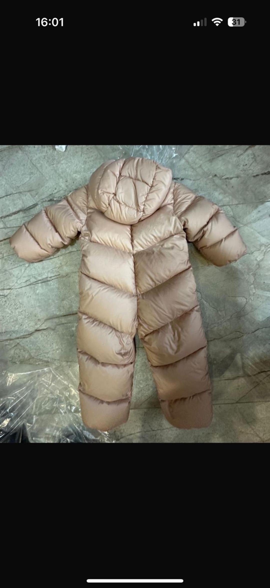 Moncler Детский утепленный комбинезон — фото 2
