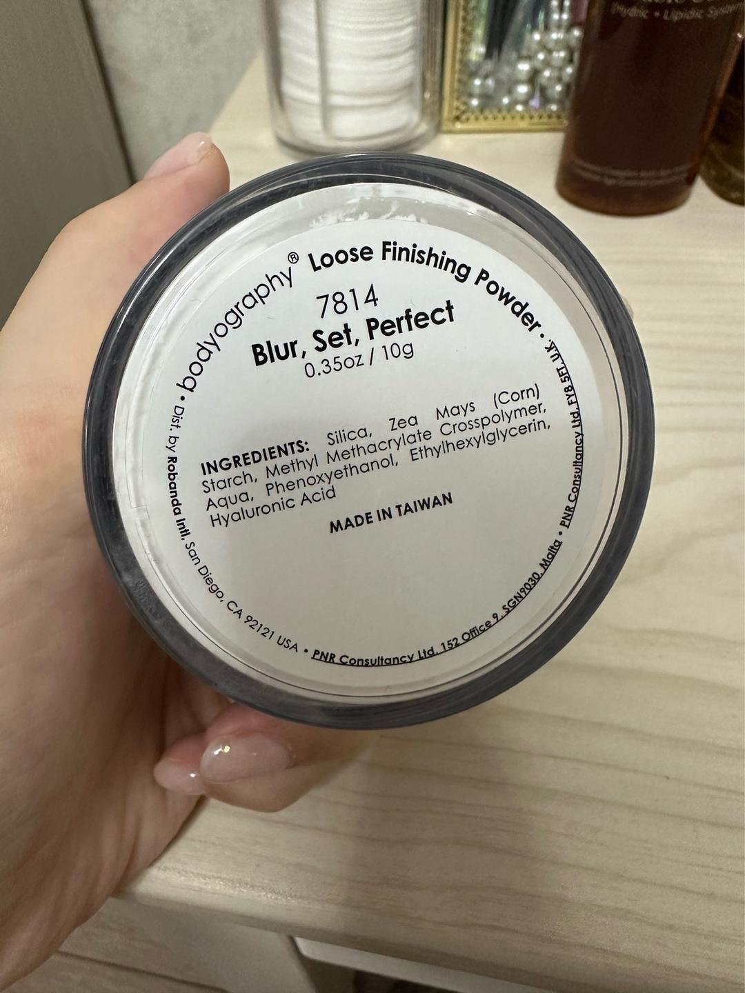 Bodyography bodyography Loose Finishing Powder — фото 2