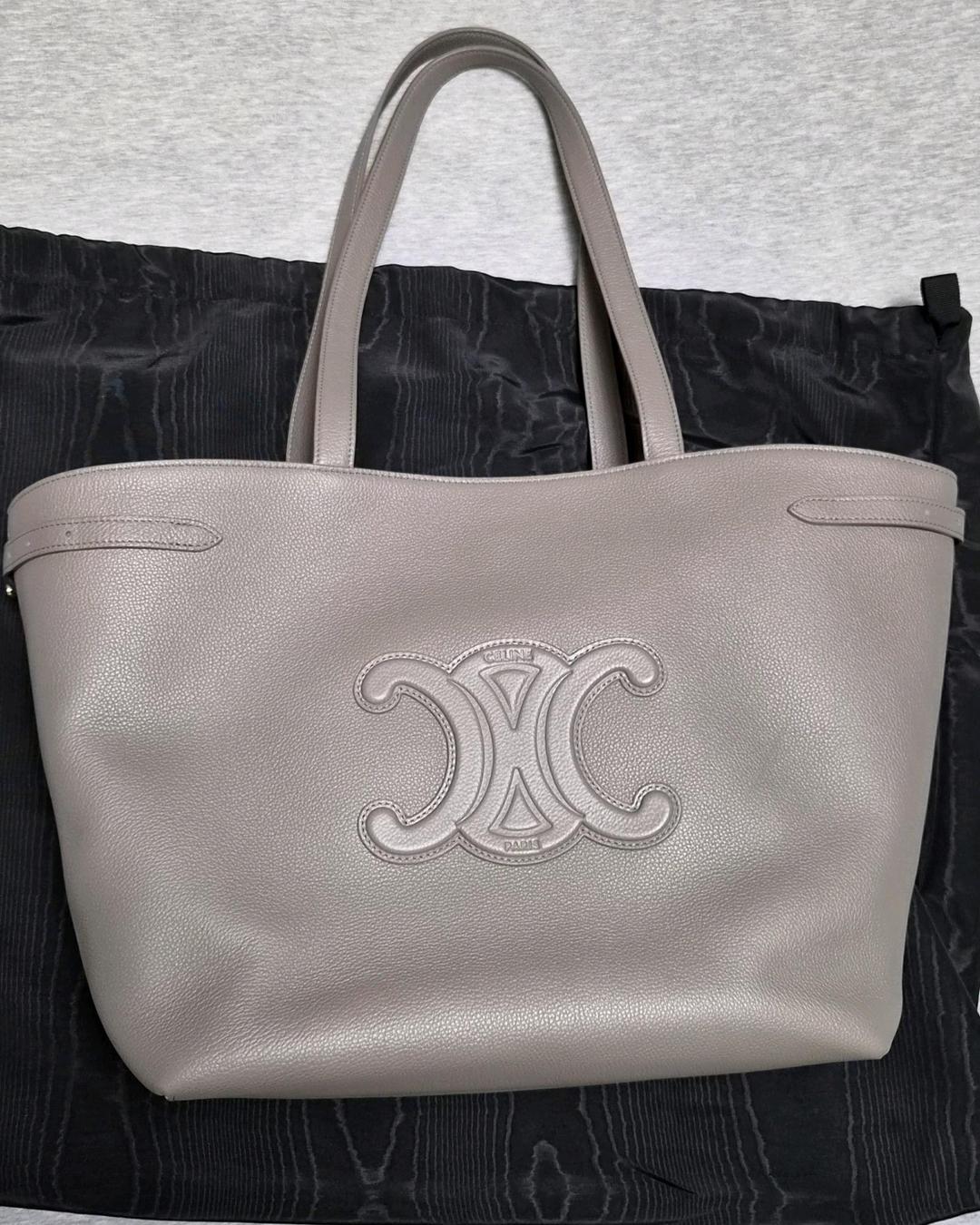 Celine CELINE Medium Cabas Anaïs Cuir Triomphe — Pebble — фото 2