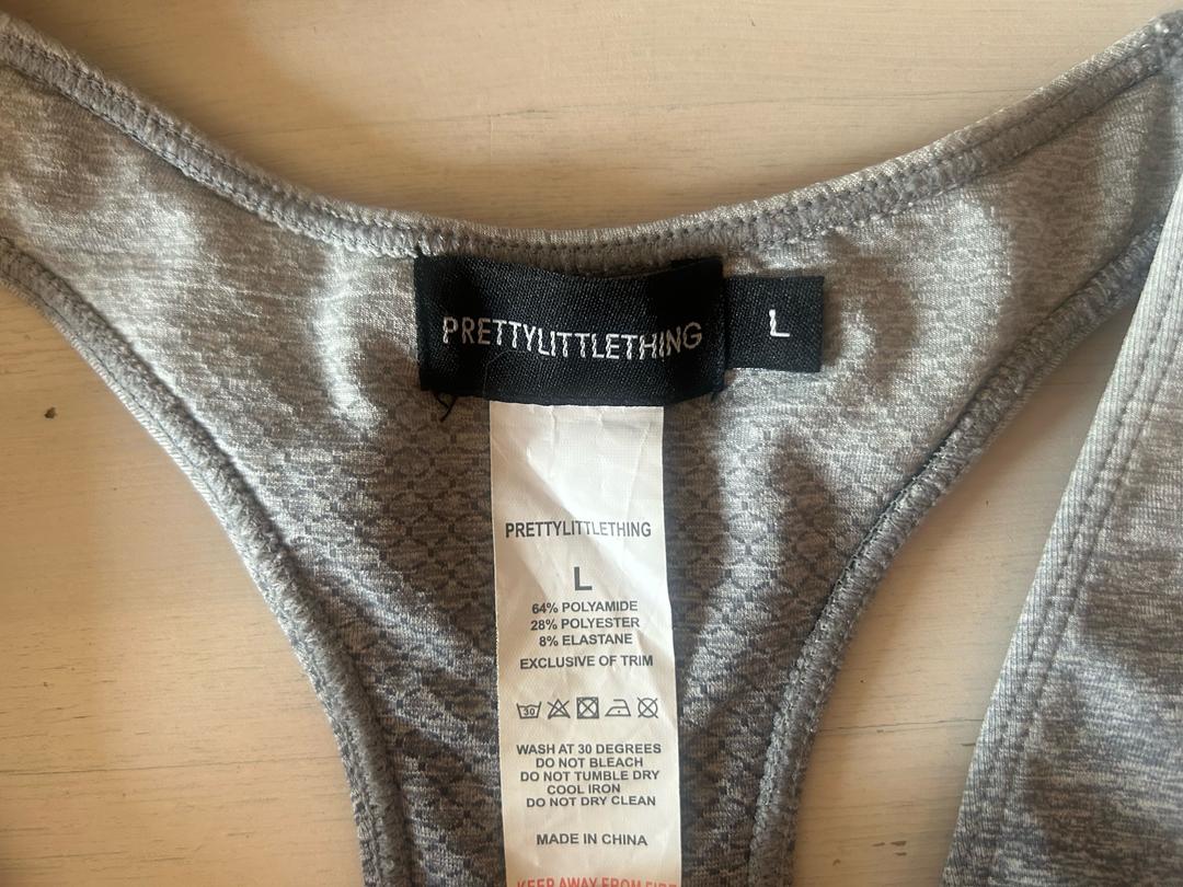 PrettyLittleThing Топ для тренировок — фото 2