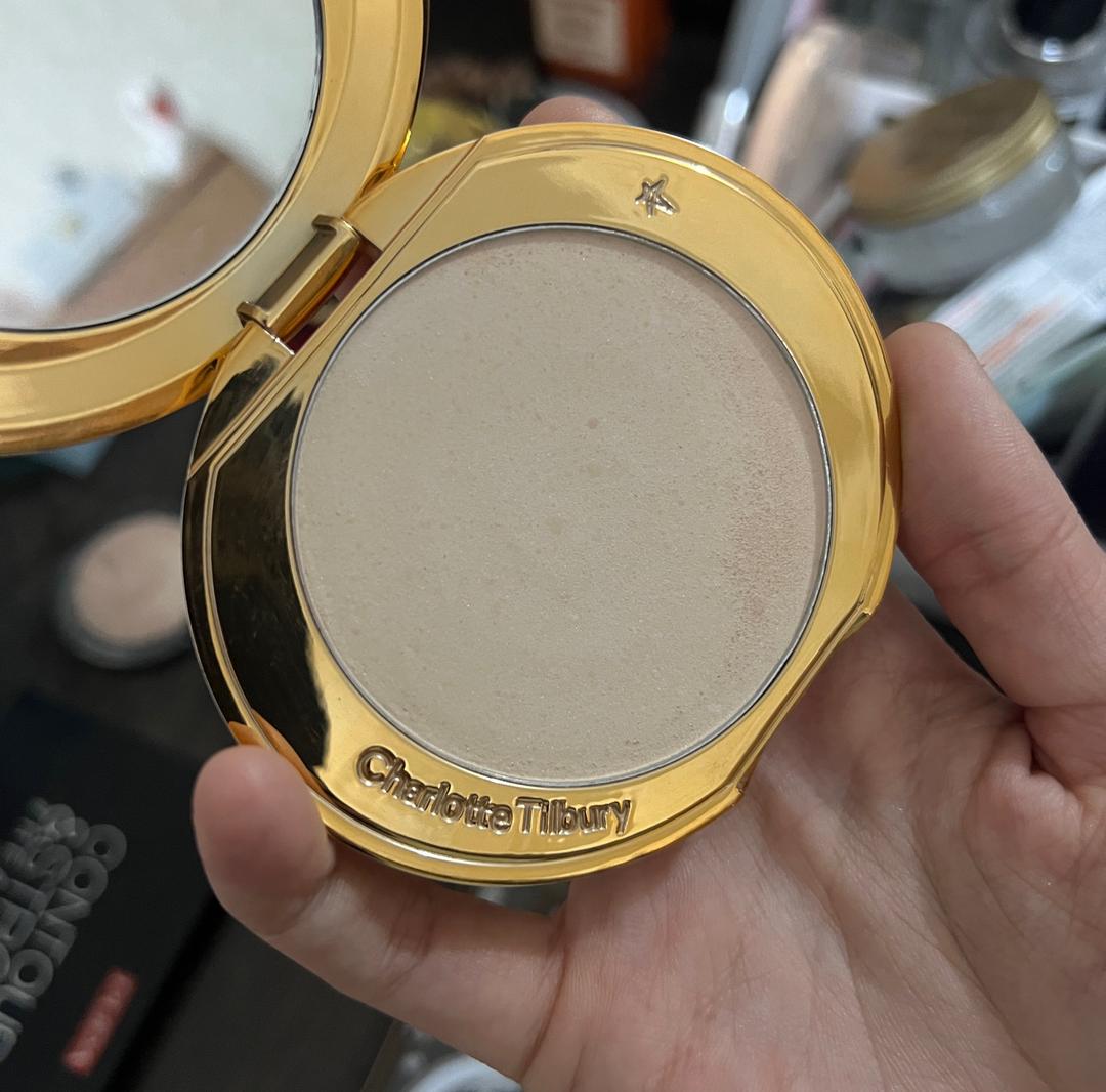 Charlotte Tilbury Пудра Charlotte Tilbury Airbrush Flawless Finish — фото 2