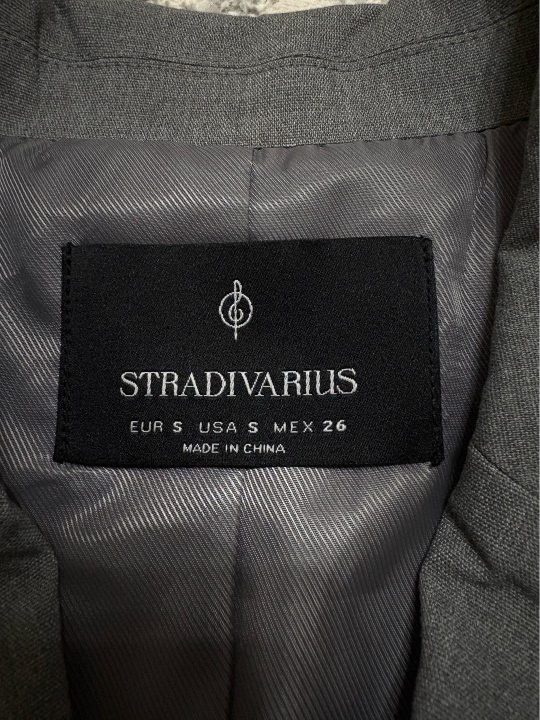 Stradivarius Укороченный серый костюм — фото 2
