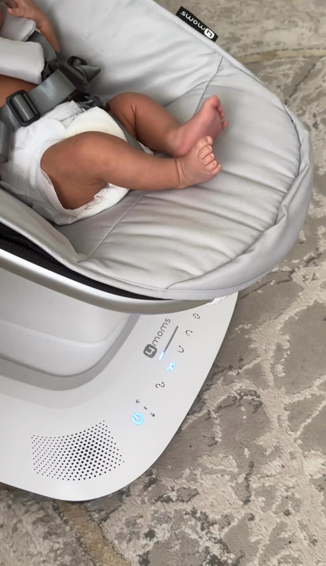 4 Moms Продам электрокачель 4Moms MamaRoo 5 в сером цвете — фото 2