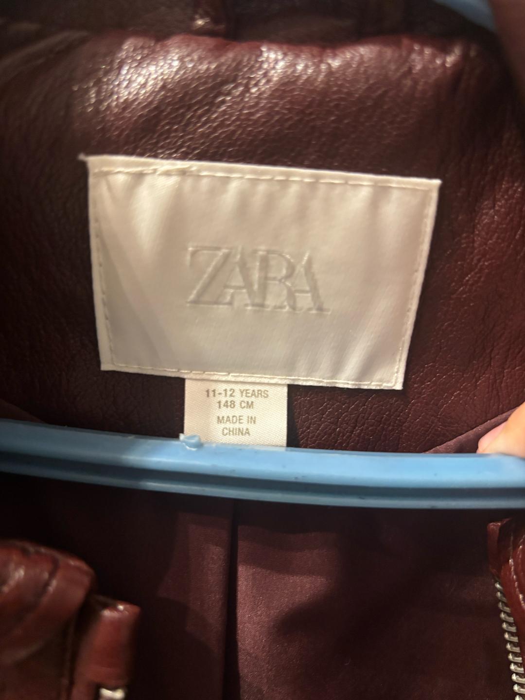 Zara Куртка Zara из экокожи бордовая — фото 2