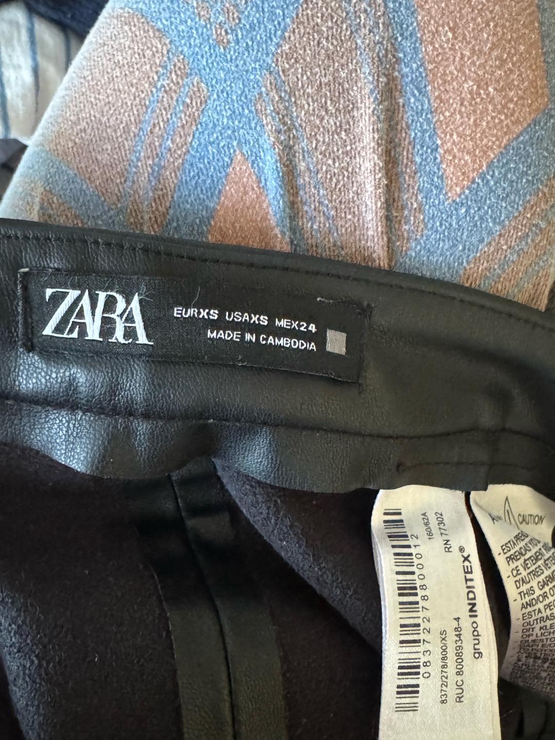 Zara Кожаные штаны — фото 2