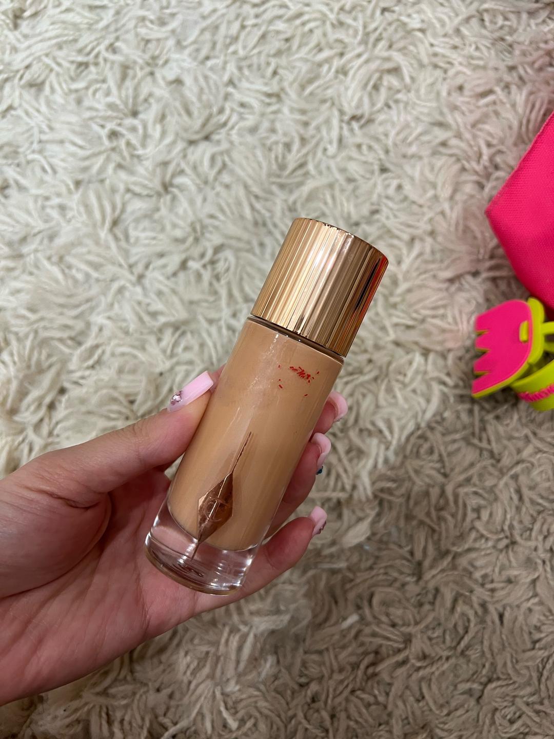 Charlotte Tilbury Сияющий флюид от Charlotte tilbury — фото 2