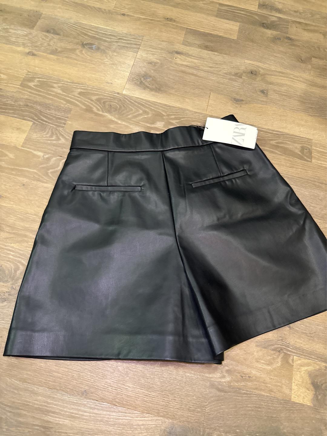 Zara Шорты Zara из экокожи — фото 2