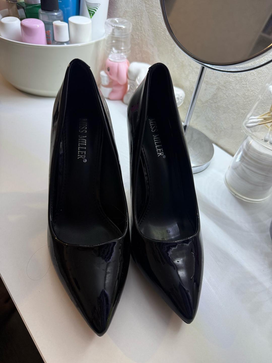 MISS MILLER Лодочки лакированные — фото 2