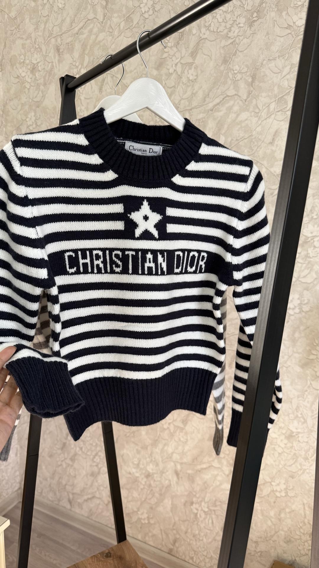 Нет бренда Свитер от Dior — фото 2