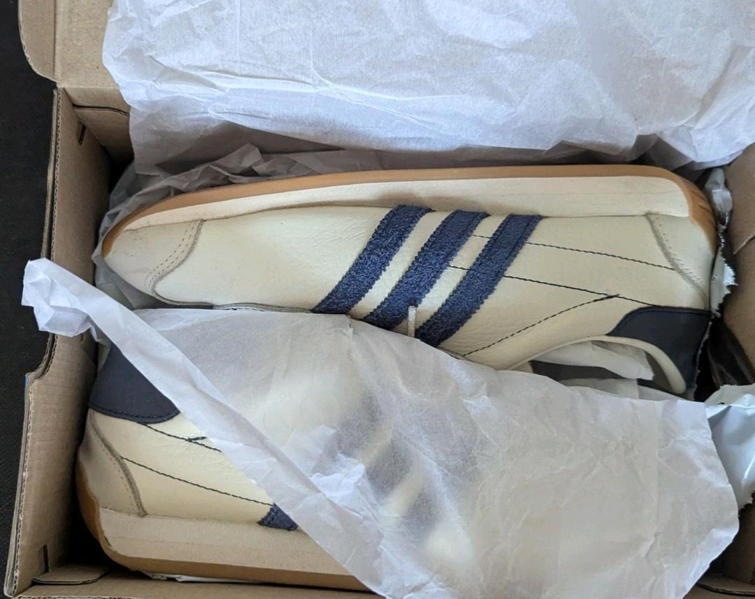 Adidas Кожаные кроссовки Adidas — фото 2