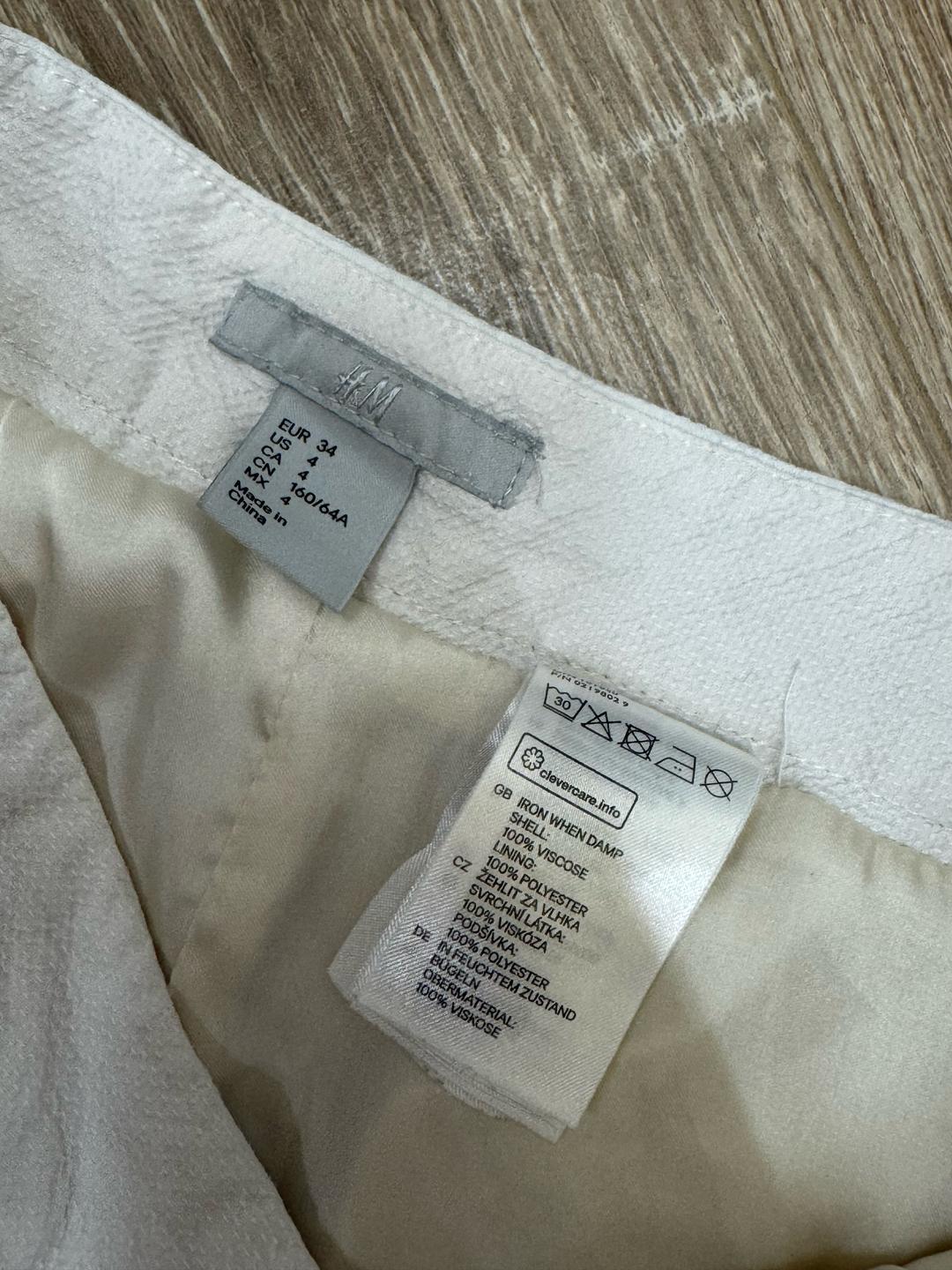 H&M Молочные шорты H&M — фото 2