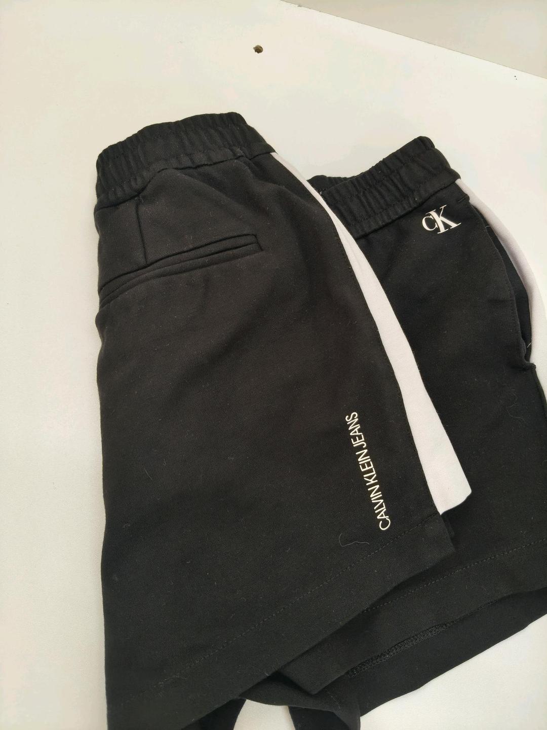 Calvin Klein Продам шорты — фото 2
