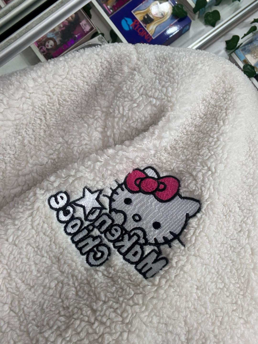 Нет бренда Флисовая кофта с вышивкой Hello Kitty — фото 2