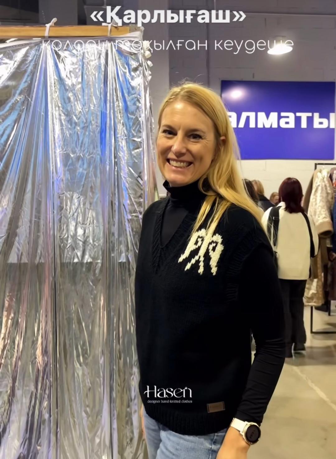 Handmade (ручная работа) Вязаная этно жилетка — фото 2