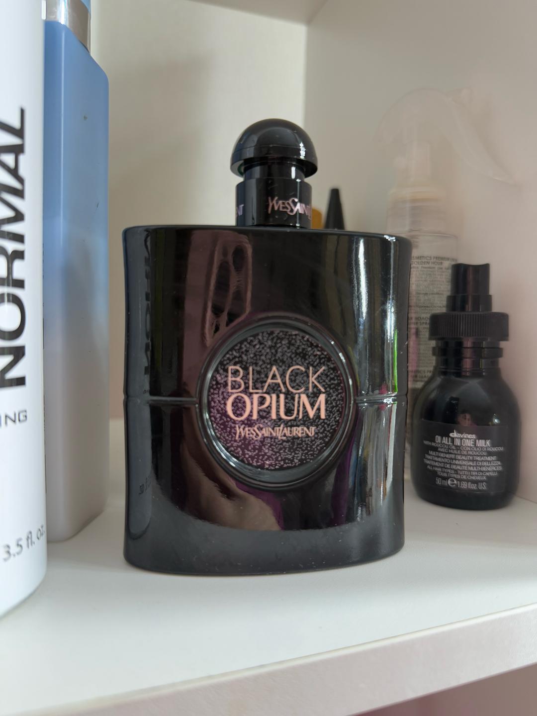 Yves Saint Laurent Yves Saint Laurent Black Opium Le Parfum — фото 2