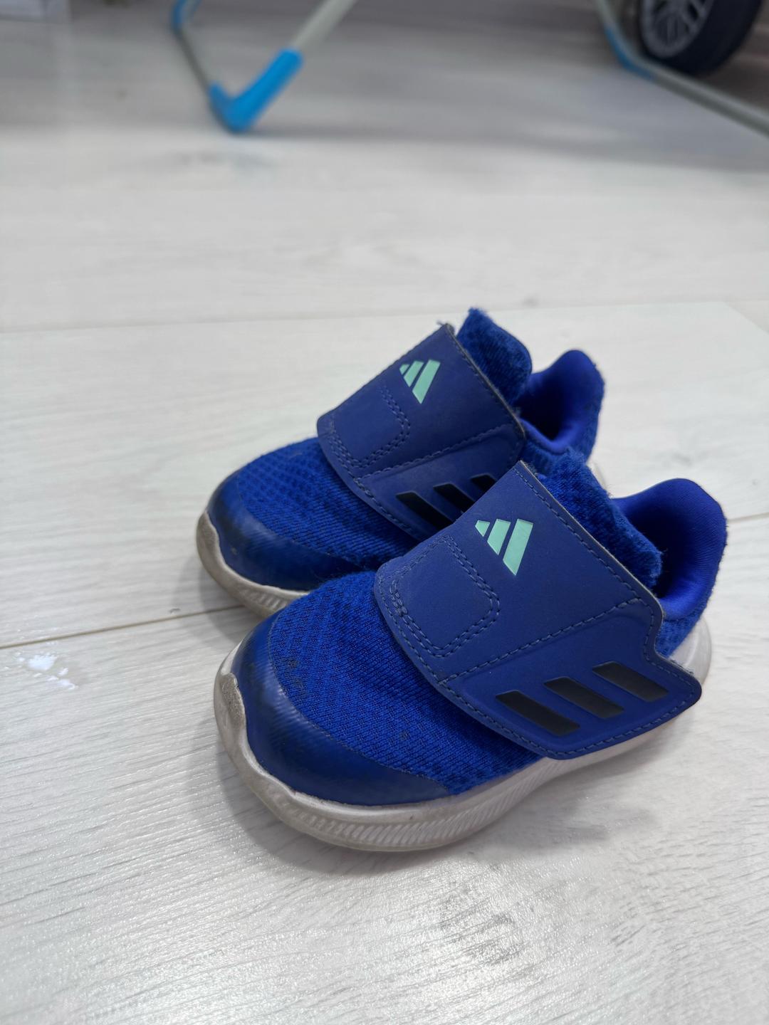 Adidas Кроссовки детские АДИДАС оригинальный — фото 2