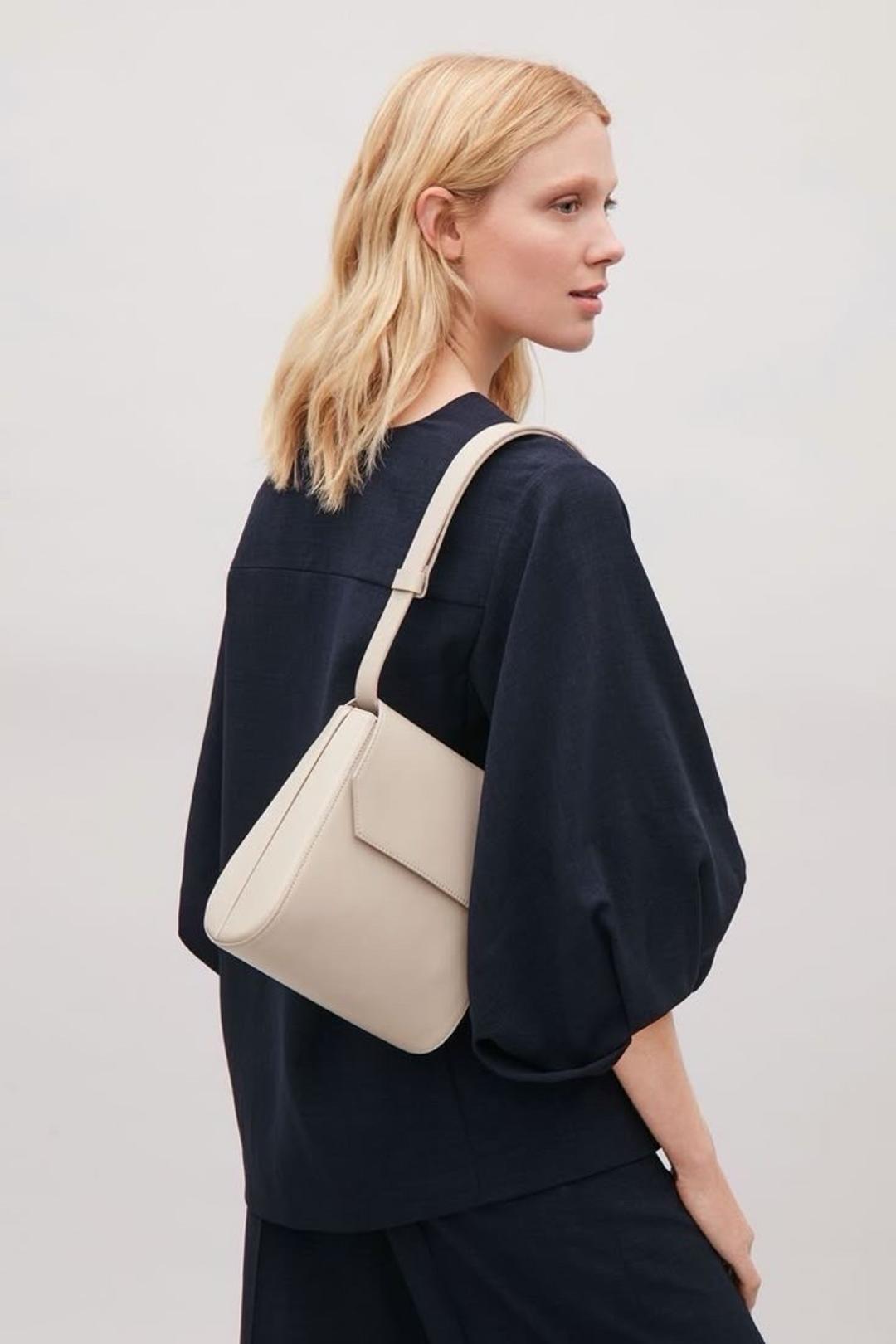COS COS Leather Crossbody Bag — фото 2
