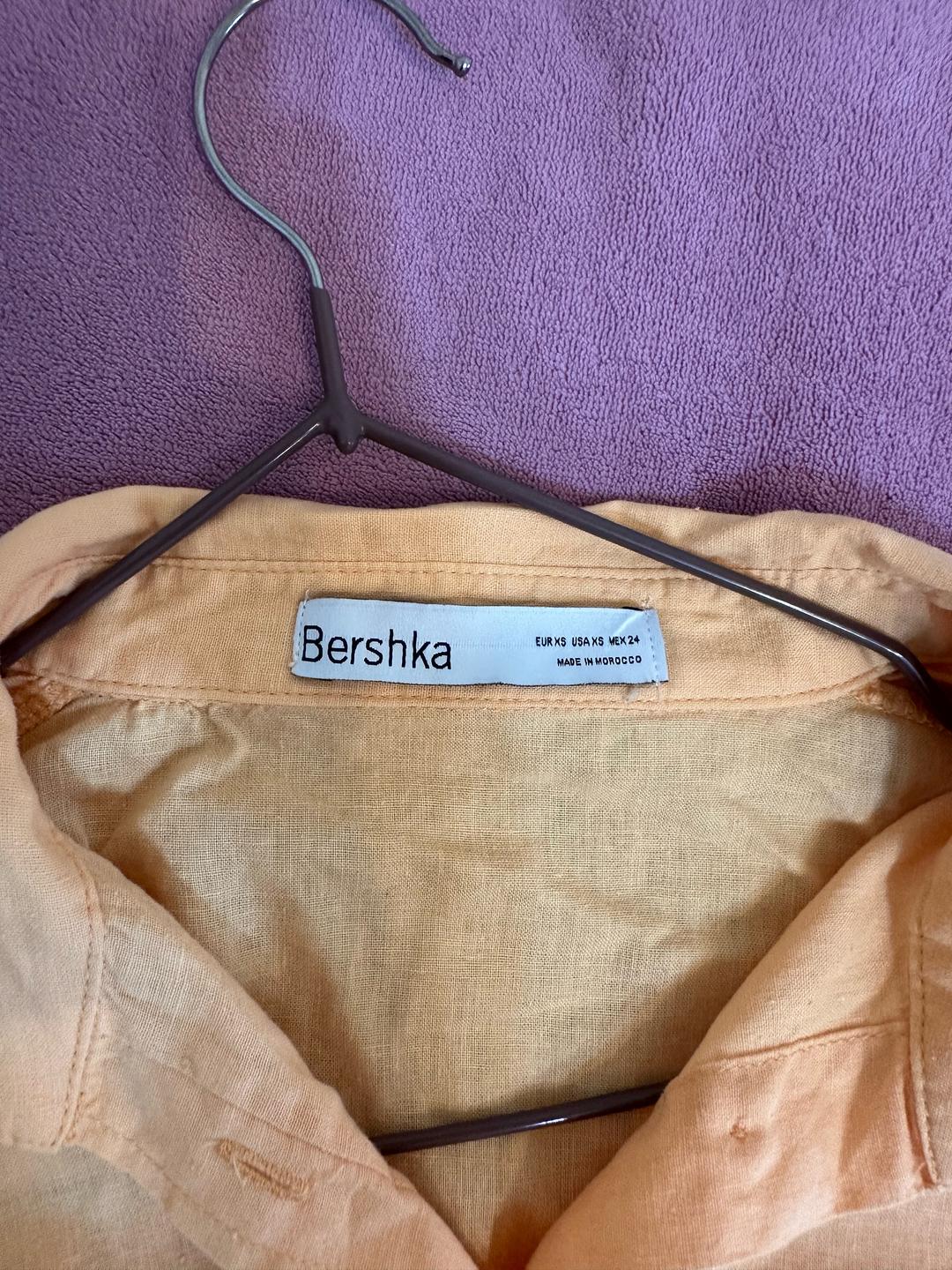 Bershka Укороченная льняная рубашка — фото 2