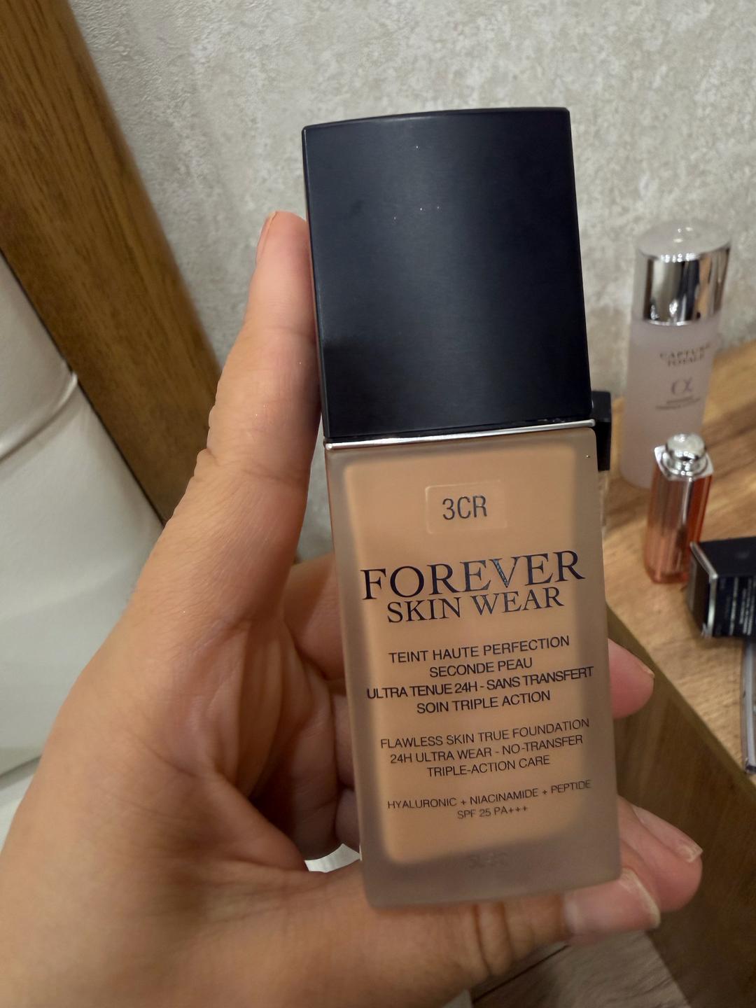 Dior Тональный крем Dior Forever Skin Wear — фото 2
