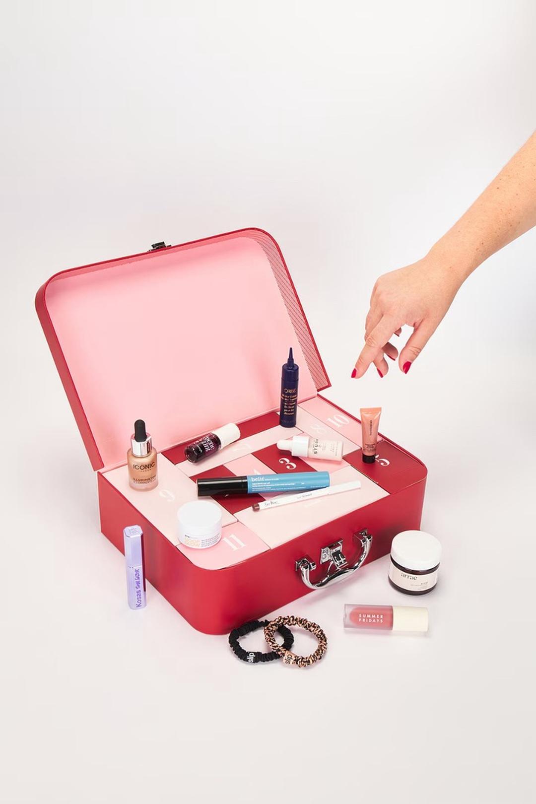 REVOLVE 12 Days of Revolve Beauty Advent Calendar — фото 2