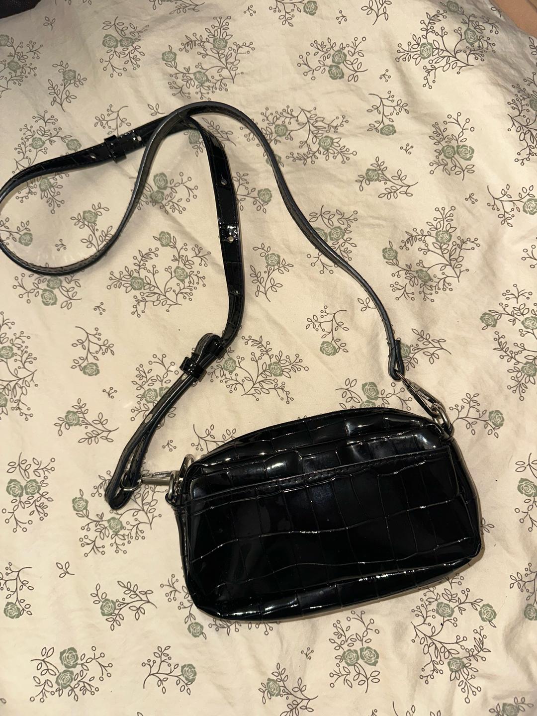 Bershka Лаковая сумка Bershka 🖤 — фото 2