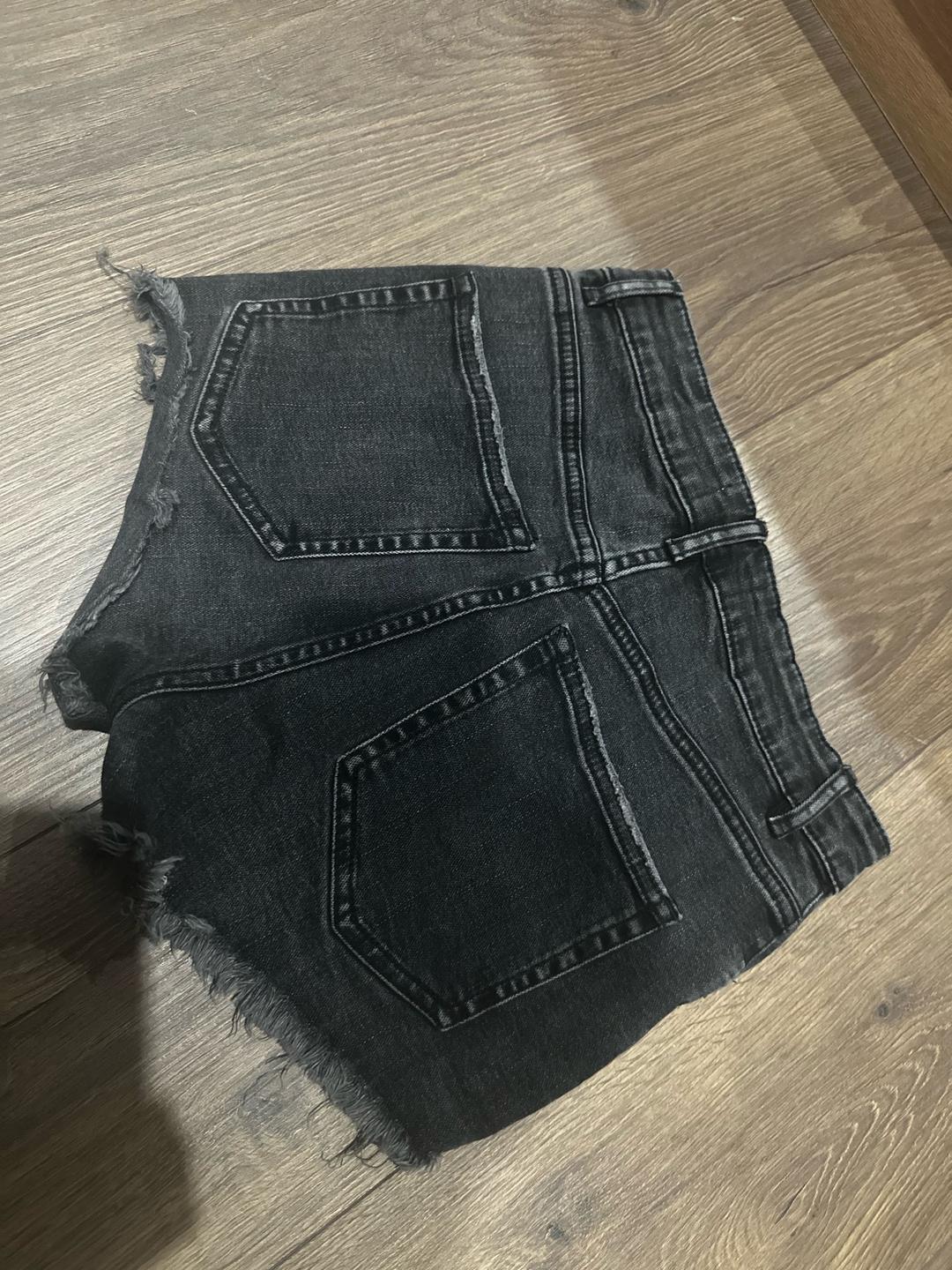 Zara Женские шортики Zara — фото 2