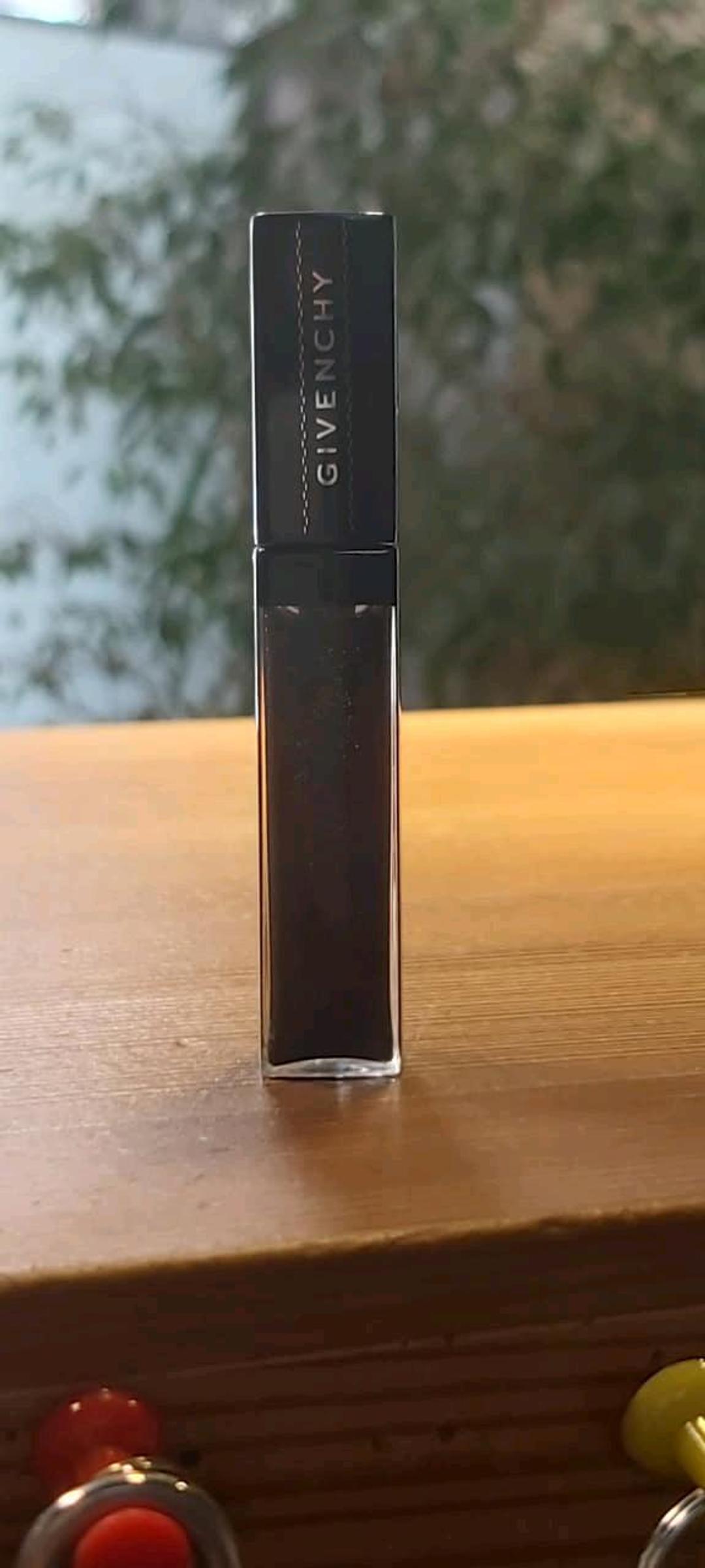 Givenchy миниатюра блеска Givenchy Gloss Interdit Revelateur (оттенок 16 Noir Révélateur) — фото 2
