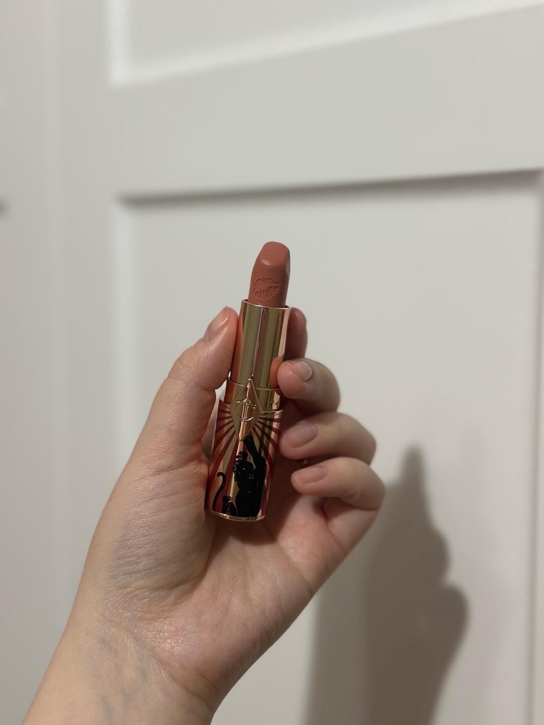 Charlotte Tilbury Charlotte tilbury помада — фото 2
