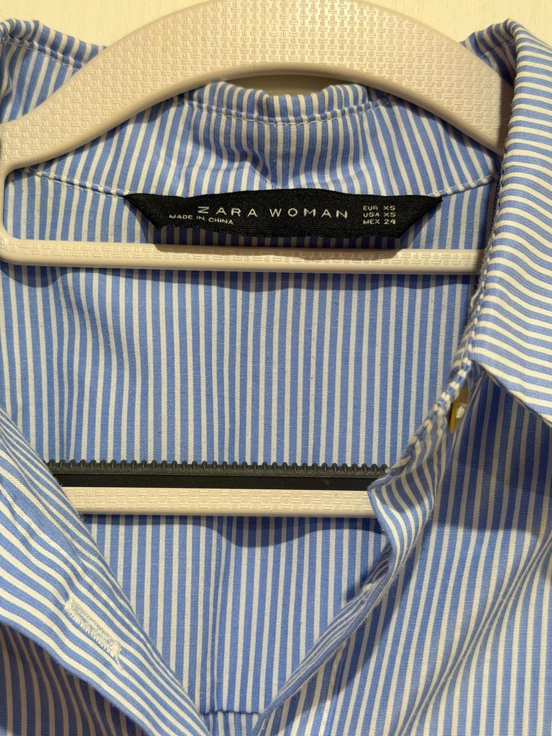 Zara Zara Woman платье-рубашка миди в полоску с принтом — фото 2