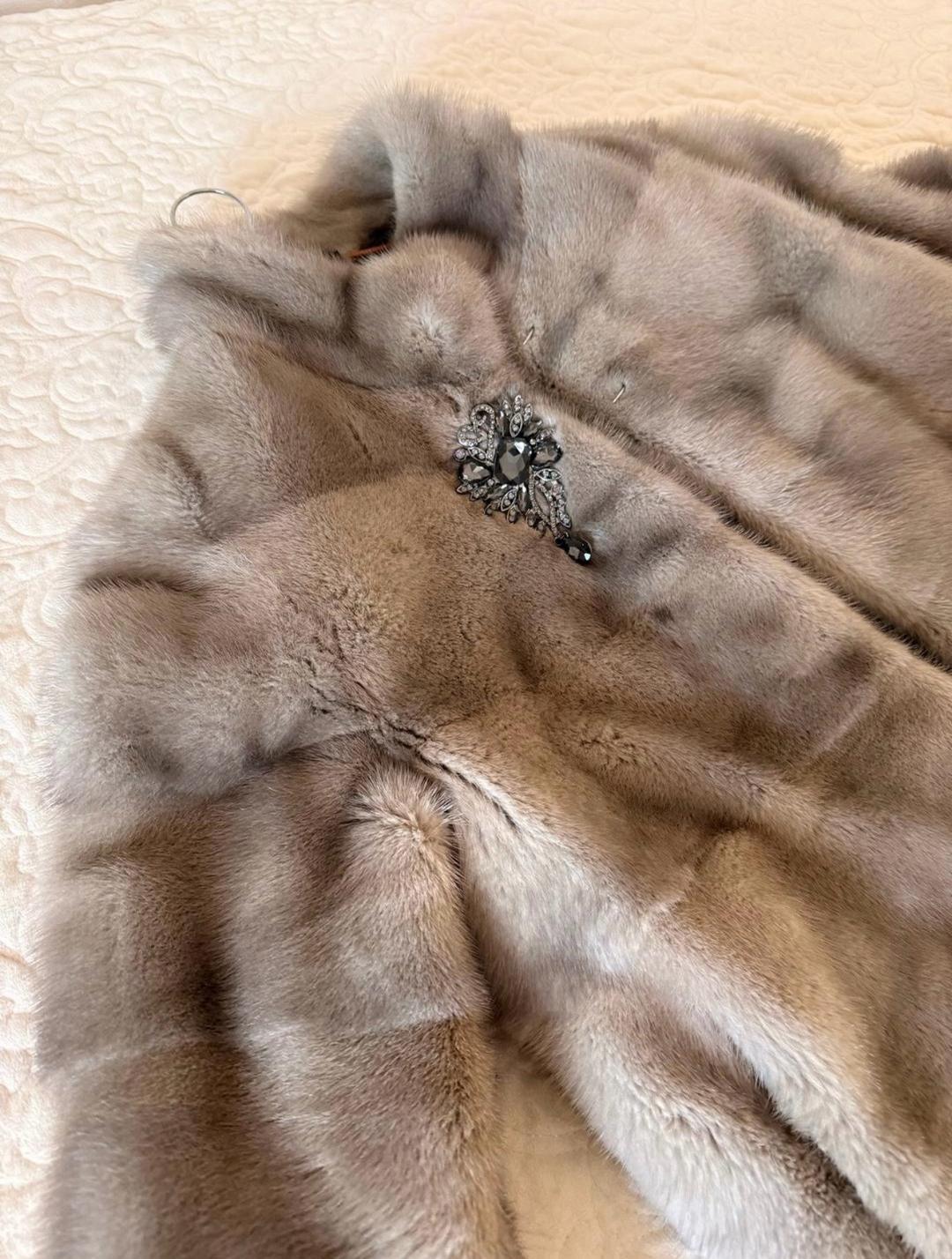 Saga Furs Продам Шубу — фото 2