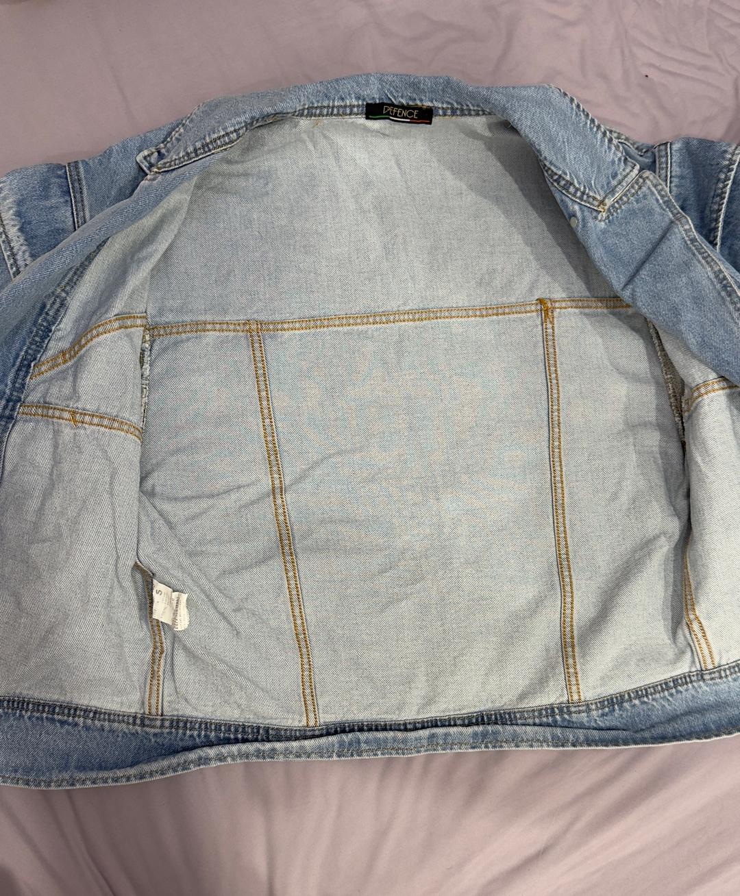 defence jeans Джинсовая куртка Defence (Италия) с геометричным кроем — фото 2