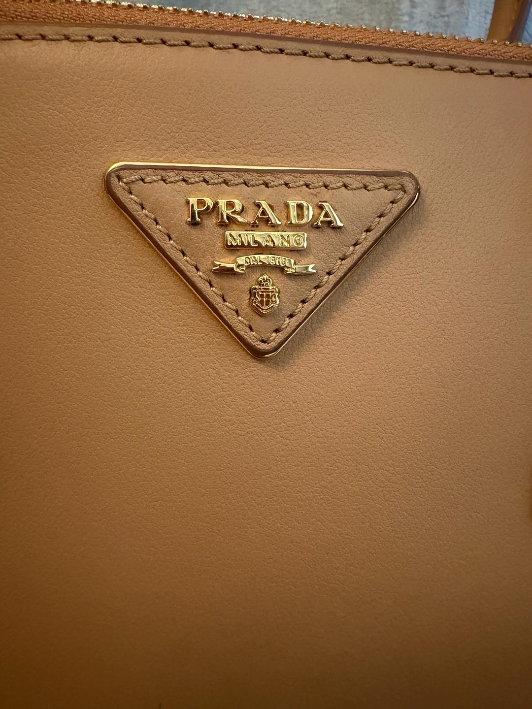Prada Сумка Prada — фото 2