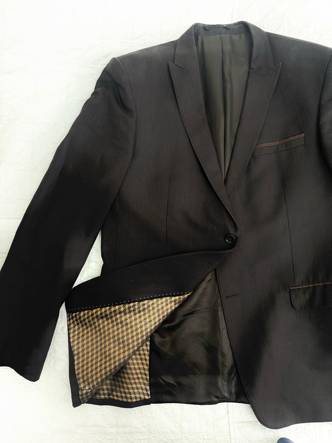 Gaudi Мужской классический костюм — фото 2