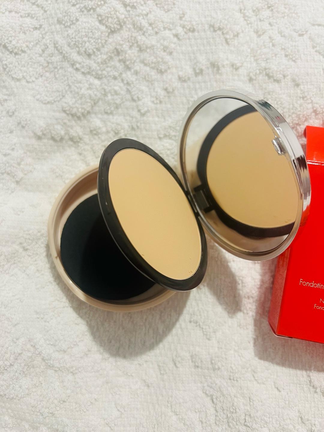 Pupa Матирующая пудра-тональная основа Pupa Extreme Matt Compact Powder Foundation. — фото 2