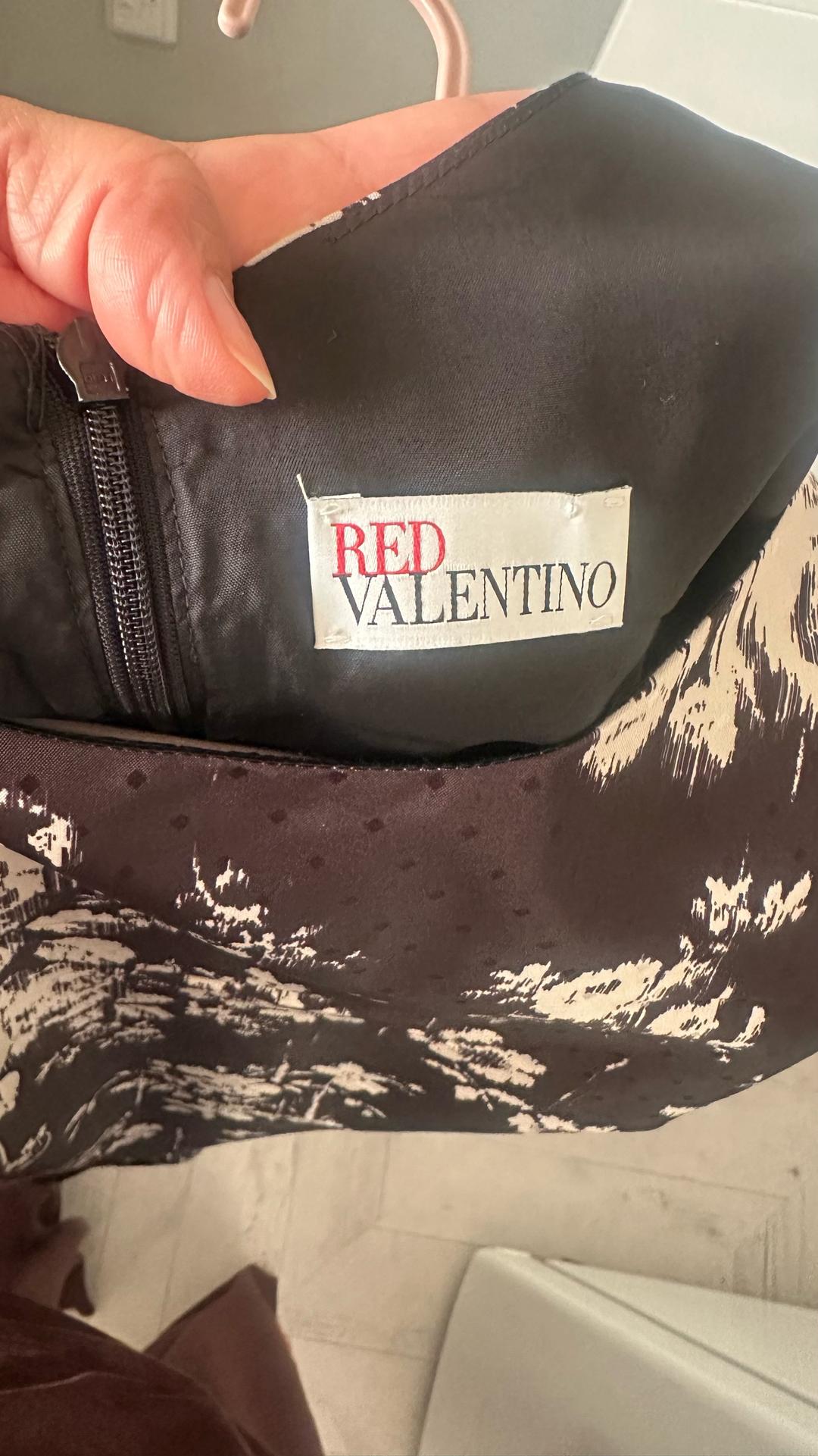 RED Valentino RED Valentino платье с цветочным принтом — фото 2