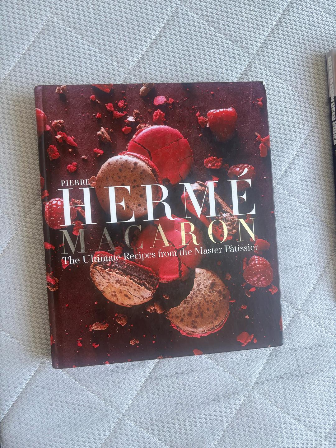 Pierre Herme Pierre Herme macaron книга — фото 2