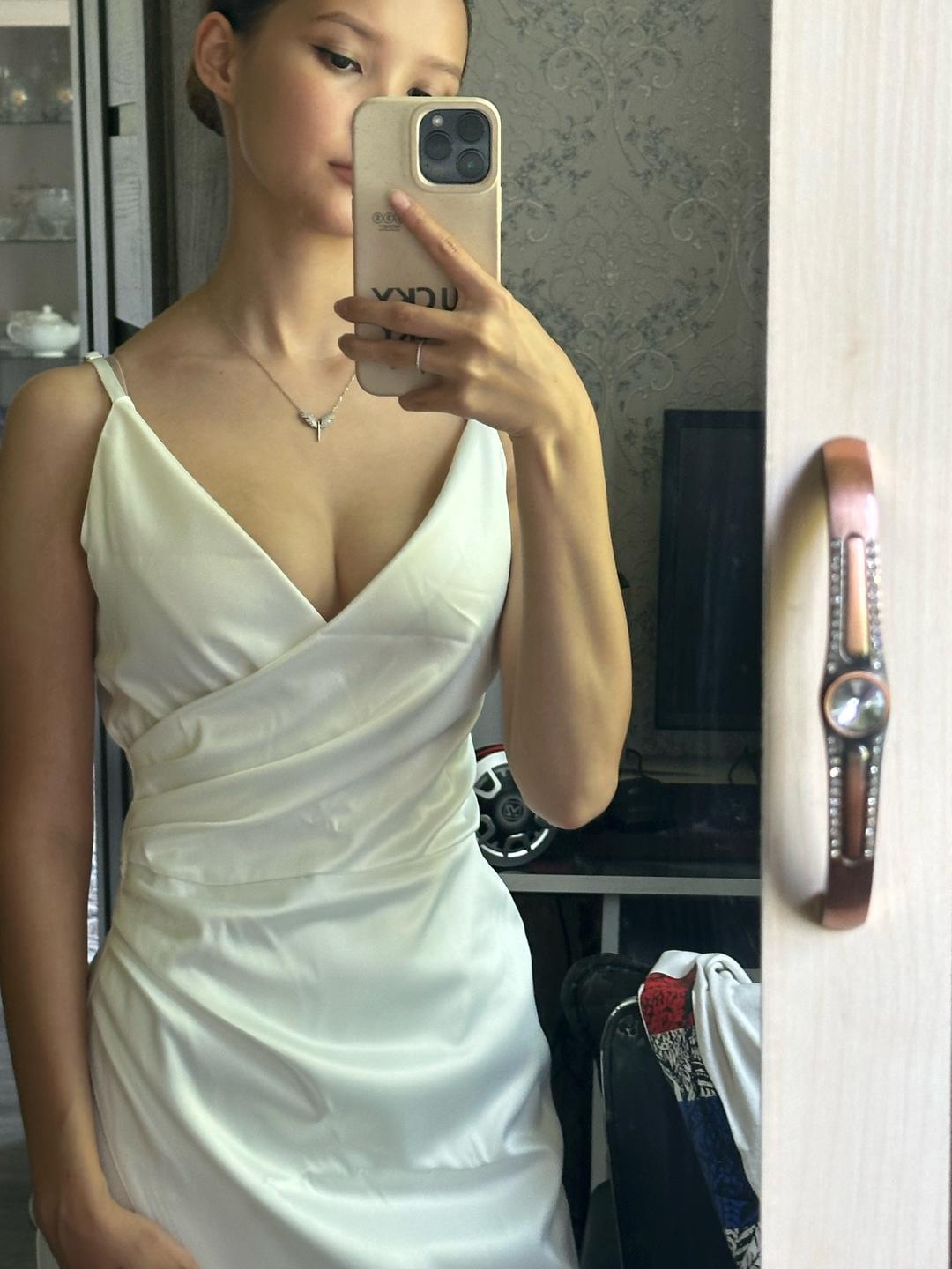 flirt Белое Атласное платье Flirt — фото 2